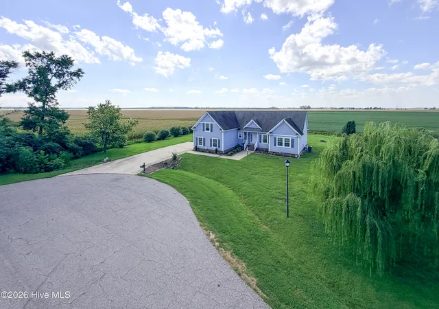 Photo 4 of Single family home for sale at 126 Algonquin Trl, Shawboro, NC 27973 | MLS# 100599664 | Listing updated on 2026-09-01