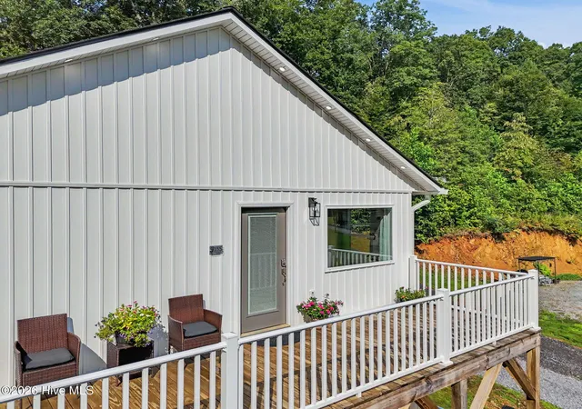 Photo 4 of Single family home for sale at 155 Indian Psge Dr, Murphy, NC 28906 | MLS# 100595929 | Listing updated on 2026-08-18