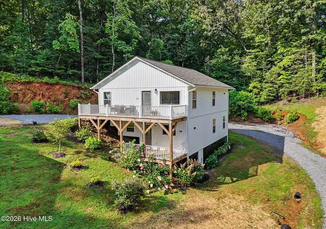 Photo 5 of Single family home for sale at 155 Indian Psge Dr, Murphy, NC 28906 | MLS# 100595929 | Listing updated on 2026-08-18