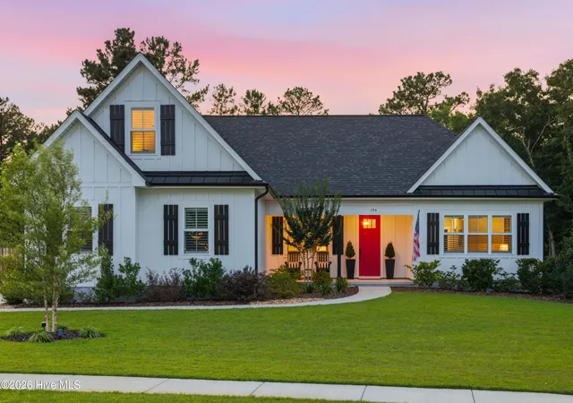 Photo 2 of Single family home for sale at 194 Hampton Ct, Hampstead, NC 28443 | MLS# 100580365 | Listing updated on 2026-09-13