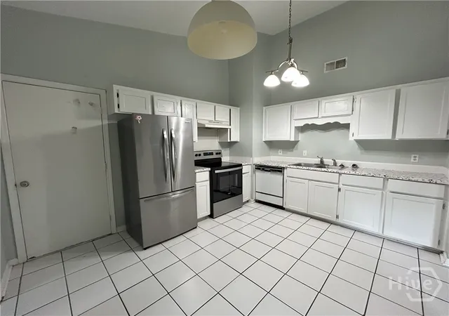 3rd image of 137 Ropemaker Ln, Savannah, GA 31410 | MLS# SA356930