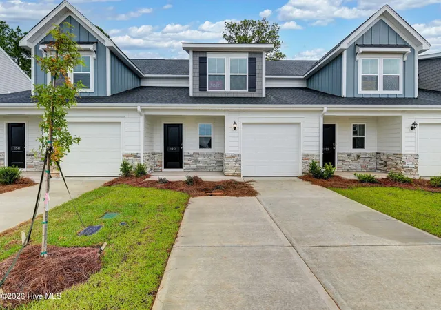 Photo 4 of Townhouse for sale at 1041 Tabor Pl, Aiken, SC 29801 | MLS# 98252976 | Listing updated on 2026-09-09