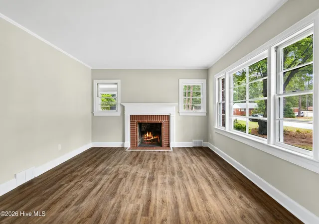 Photo 4 of Single family home for sale at 205 Hill St, Kinston, NC 28501 | MLS# 100577182 | Listing updated on 2026-09-04