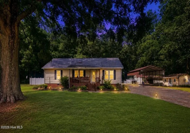 Homes for sale in Ahoskie, NC | 816 Menola St Johns Rd, Ahoskie, NC 27910 | MLS# 100576953