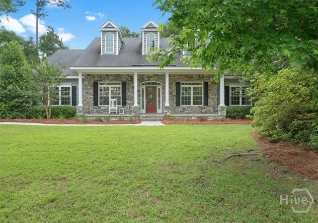Homes for sale in Richmond Hill, GA | 37 Macbeth Ct S, Richmond Hill, GA 31324 | MLS# SA356081