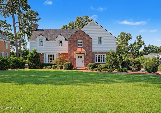 Photo 1 of Single family home for sale at 2521 Walton Way, Augusta, GA 30904 | MLS# 100587456 | Listing updated on 2026-08-18