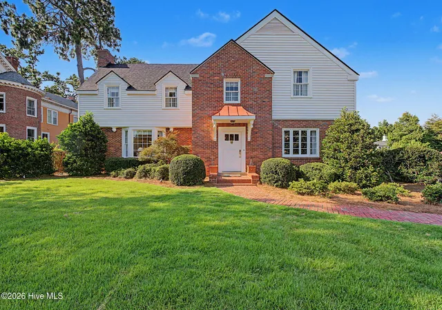 Photo 4 of Single family home for sale at 2521 Walton Way, Augusta, GA 30904 | MLS# 100587456 | Listing updated on 2026-08-18