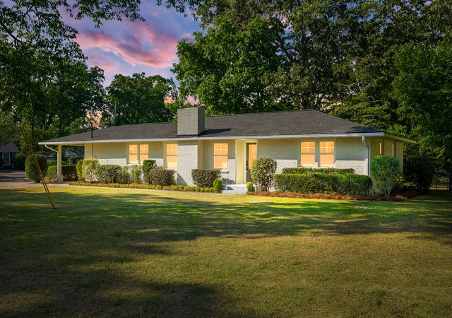 Photo 1 of Single family home for sale at 302 Barnard Ave, Aiken, SC 29801 | MLS# 98256269 | Listing updated on 2026-08-27