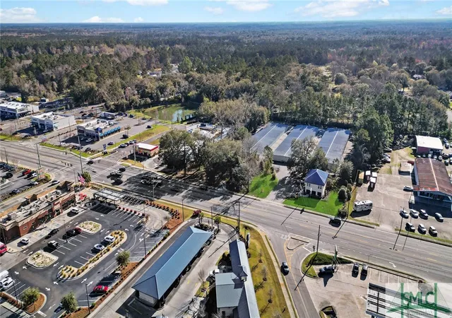 4th image of 832 W Oglethorpe Hwy, Hinesville, GA 31313 | MLS# SA327410