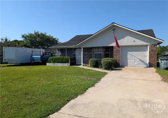 Photo 3 of Single family home for sale at 848 Lyndsi Ln, Hinesville, GA 31313 | MLS# SA360670 | Listing updated on 2026-08-03