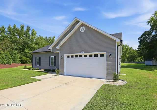 2nd image of 501 Park Meadows Dr, Newport, NC 28570 | MLS# 100588777