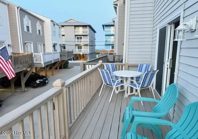 2nd image of 511 N Carolina Beach Ave N #Unit 4, Carolina Beach, NC 28428 | MLS# 100567116