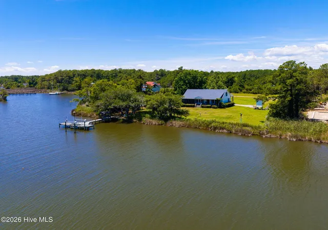 2nd image of 312 Martin Creek Dr, Beaufort, NC 28516 | MLS# 100584373