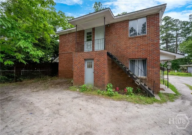 Photo 1 of Multi family home for sale at 6 Ronnie Ave, Savannah, GA 31408 | MLS# SA358559 | Listing updated on 2026-09-15