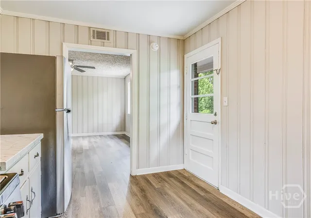 Listing Photo 5 - Condo for sale in building located at 6 Ronnie Ave, Savannah, GA 31408