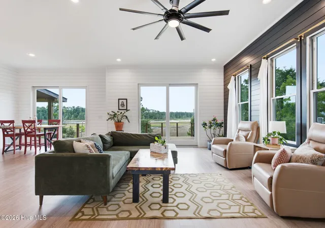 Photo 2 of Single family home for sale at 9202 River Rd, Wilmington, NC 28412 | MLS# 100589159 | Listing updated on 2026-10-20