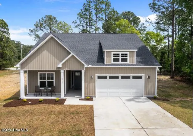 Single family home for sale at 42 Winding Crk Dr, Oriental, NC 28571 | MLS# 100553136 | Listing updated on 2026-08-18