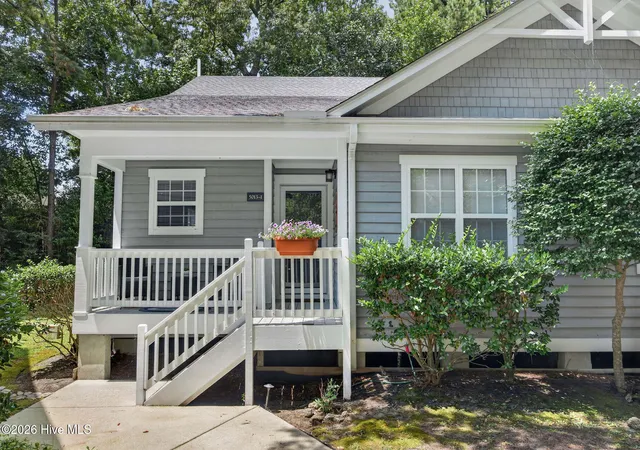 Townhouse for sale at 5013 Hewletts Run #1, Wilmington, NC 28409 | MLS# 100587444