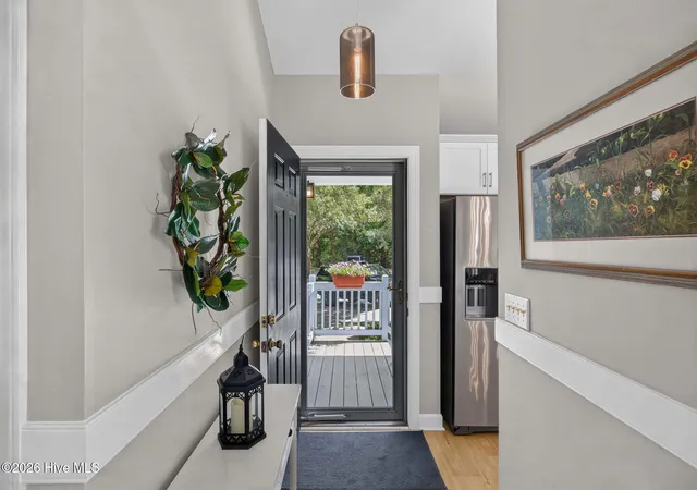 Photo 4 of Townhouse for sale at 5013 Hewletts Run #1, Wilmington, NC 28409 | MLS# 100587444 | Listing updated on 2026-09-18