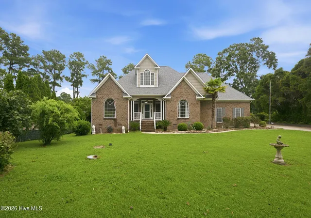 Photo 2 of Single family home for sale at 113 Kelso Rd, New Bern, NC 28562 | MLS# 100591419 | Listing updated on 2026-09-08