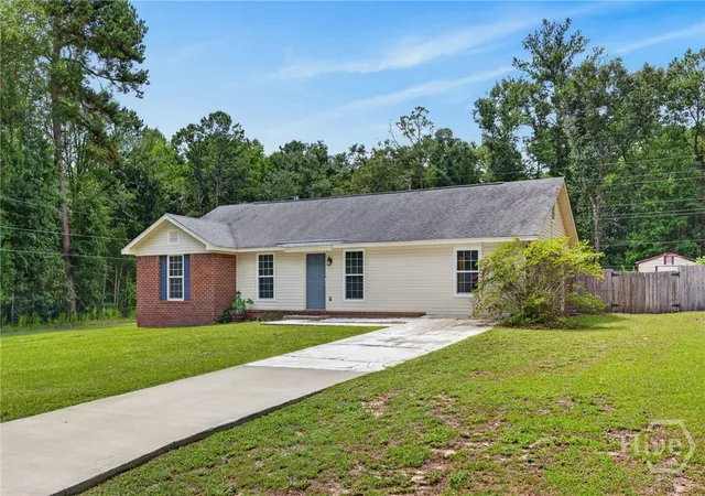 Photo 2 of Single family home for sale at 114 Fox St, Springfield, GA 31329 | MLS# SA362128 | Listing updated on 2026-09-01