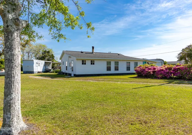 4th image of 187 Mullens Dr, Harkers Island, NC 28531 | MLS# 100570256