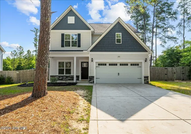 Homes for sale in West End, NC | 400 Gretchen Rd, West End, NC 27376 | MLS# 100587049