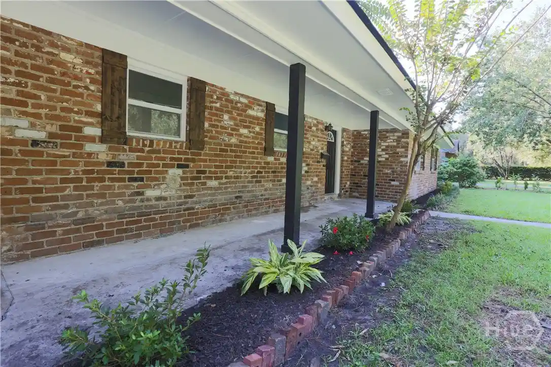 Photo 1 of Single family home for sale at 5410 Waters Dr, Savannah, GA 31406 | MLS# SA364532 | Listing updated on 2026-10-25