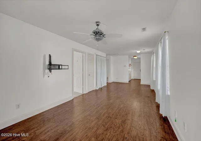 Photo 4 of Single family home for sale at 100 S 11th Street, Wilmington, NC 28401 | MLS# 100596244 | Listing updated on 2026-09-17