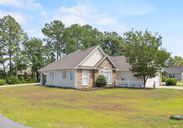 Photo 2 of Single family home for sale at 162 Wild Raven St Nw, Shallotte, NC 28470 | MLS# 100592834 | Listing updated on 2026-09-17