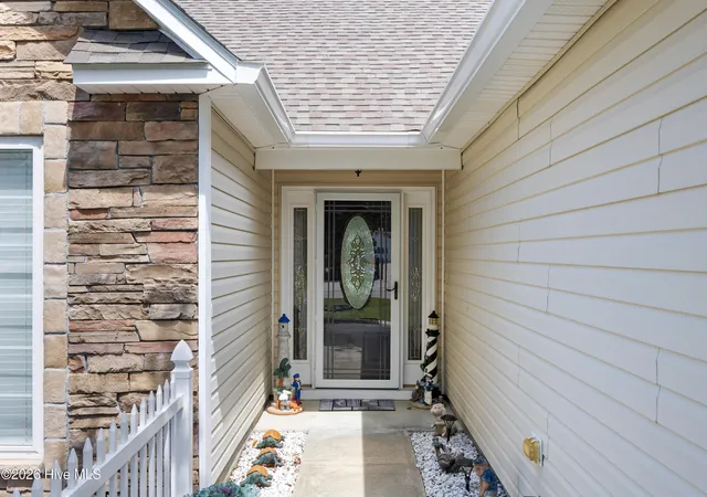 Photo 4 of Single family home for sale at 162 Wild Raven St NW, Shallotte, NC 28470 | MLS# 100592834 | Listing updated on 2026-09-17