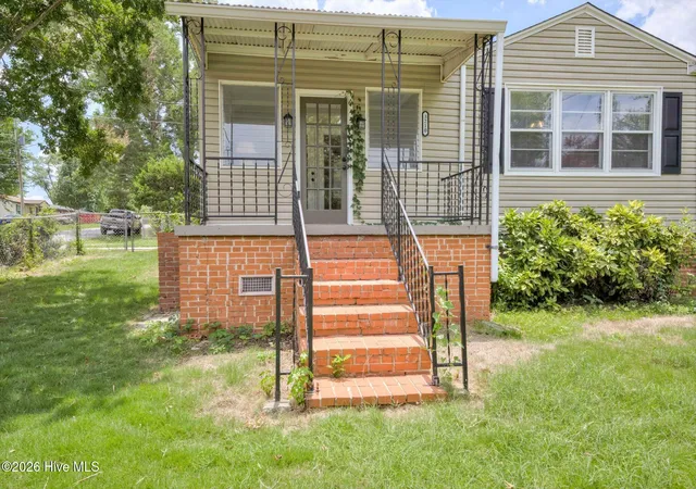 Photo 4 of Single family home for sale at 3210 York Dr, Augusta, GA 30909 | MLS# 100584661 | Listing updated on 2026-09-17