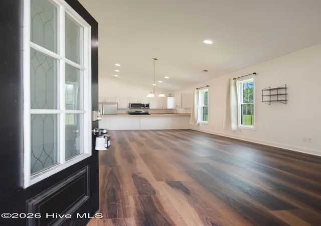 Photo 2 of Single family home for sale at 211 Deer Hvn Dr, Richlands, NC 28574 | MLS# 100588327 | Listing updated on 2026-09-12