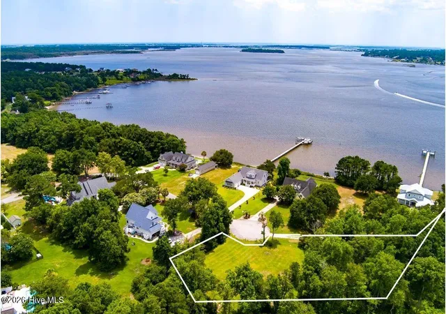 Photo 1 of Land for sale at 150 Azalea Ct, Swansboro, NC 28584 | MLS# 100589156 | Listing updated on 2026-09-09