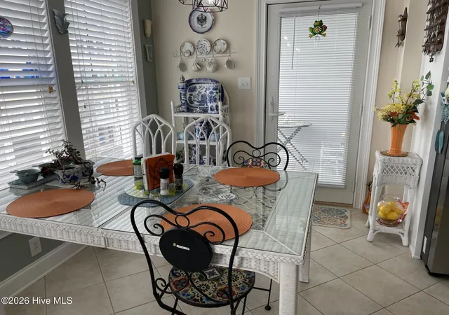2nd image of 417 Captains Cvs #Unit D, Edenton, NC 27932 | MLS# 100570485