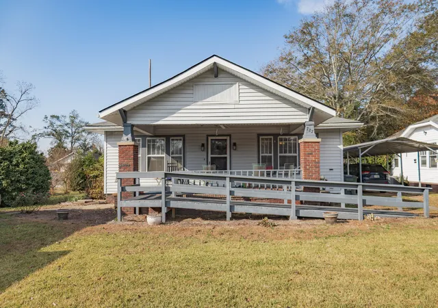 1st image of 727 Harvey St, Millen, GA 30442 | MLS# 98251701