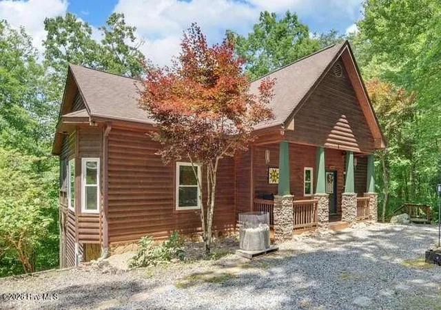 Photo 1 of Single family home for sale at 10 Piper Ln, Murphy, NC 28906 | MLS# 100587183 | Listing updated on 2026-08-18