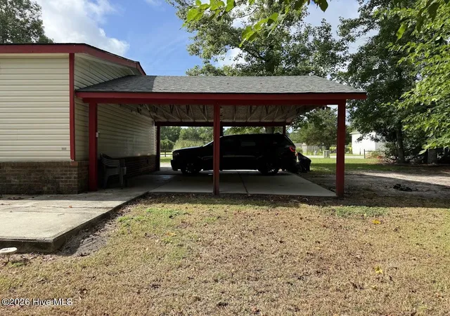 Photo 4 of Manufactured home for sale at 163 Great Neck Landing Rd, Hubert, NC 28539 | MLS# 100594305 | Listing updated on 2026-08-18
