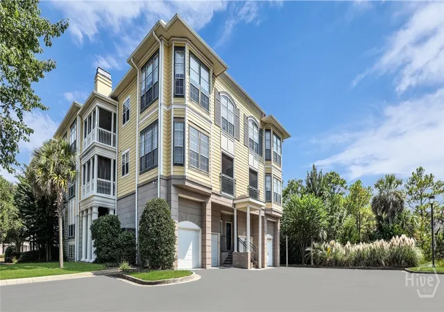 Photo 3 of Condo for sale at 2112 Whitemarsh Way, Savannah, GA 31410 | MLS# SA349048 | Listing updated on 2026-09-03
