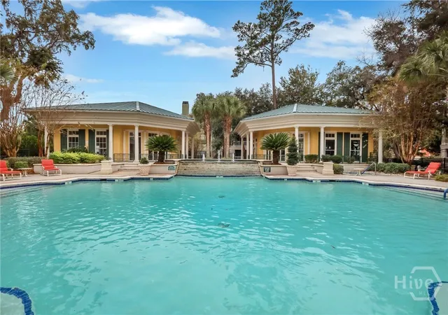 Listing Photo 5 - Condo for sale in building located at 2112 Whitemarsh Wy, Savannah, GA 31410