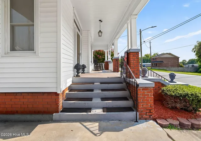 Photo 3 of Single family home for sale at 306 S James St, Goldsboro, NC 27530 | MLS# 100590629 | Listing updated on 2026-10-05