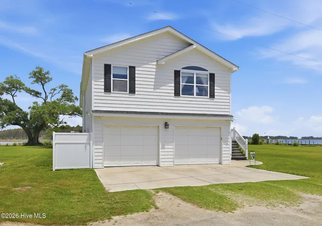 Photo 4 of Single family home for sale at 260 Hill Rd, Smyrna, NC 28579 | MLS# 100576166 | Listing updated on 2026-08-18