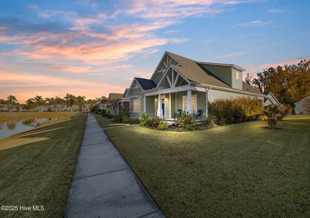 Photo 1 of Single family home for sale at 513 Oneida Lake Rd, Wilmington, NC 28401 | MLS# 100564187 | Listing updated on 2026-08-29