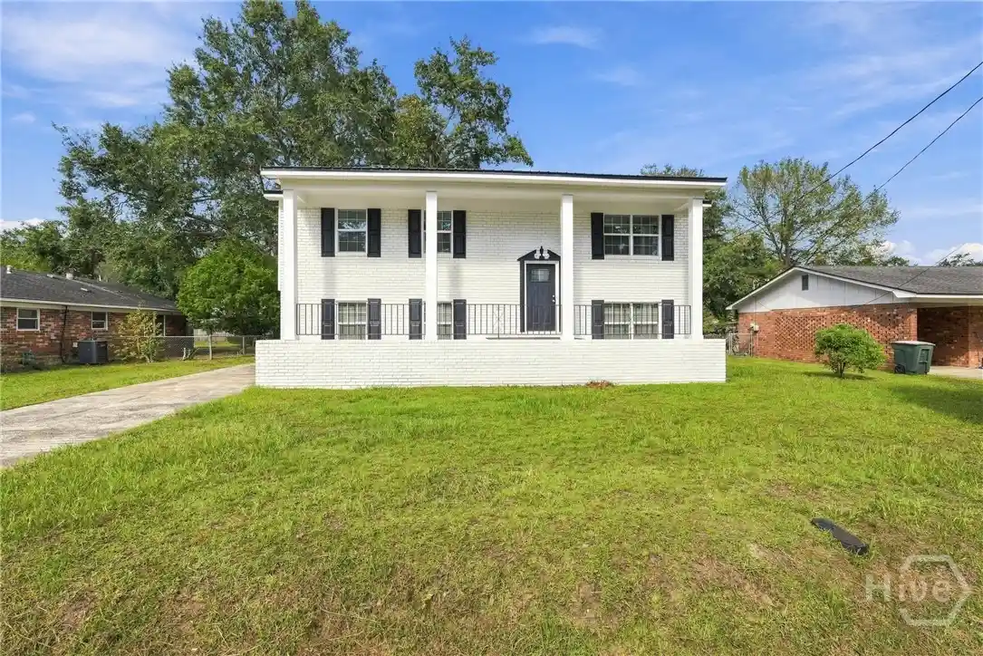Photo 1 of Single family home for sale at 645 Parker Dr, Hinesville, GA 31313 | MLS# SA365367 | Listing updated on 2026-10-26