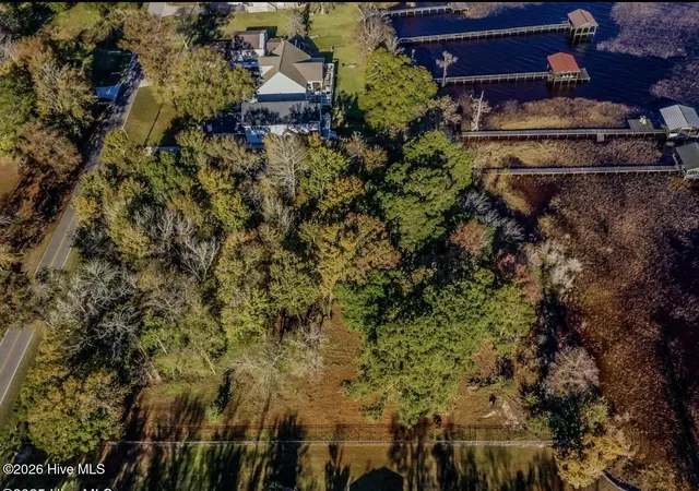 Homes for sale in Lake Waccamaw, NC | 135-136 Near 3461 Waccamaw Rd S, Lake Waccamaw, NC 28450 | MLS# 100560316