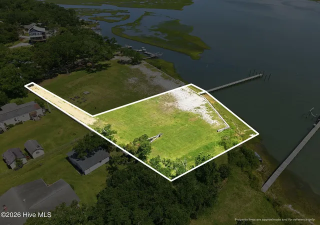 Photo 2 of Land for sale at 184 Lennoxville Point Rd, Beaufort, NC 28516 | MLS# 100586519 | Listing updated on 2026-07-21