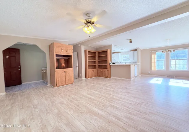 4th image of 214 Sea Horse Dr, Swansboro, NC 28584 | MLS# 100555995