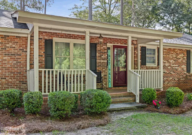 Homes for sale in Waynesboro, GA | 450 Mc Intosh Dr, Waynesboro, GA 30830 | MLS# 100575118