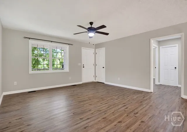 5th image of 108 Gordon St, Greensboro, GA 30642 | MLS# CL353937