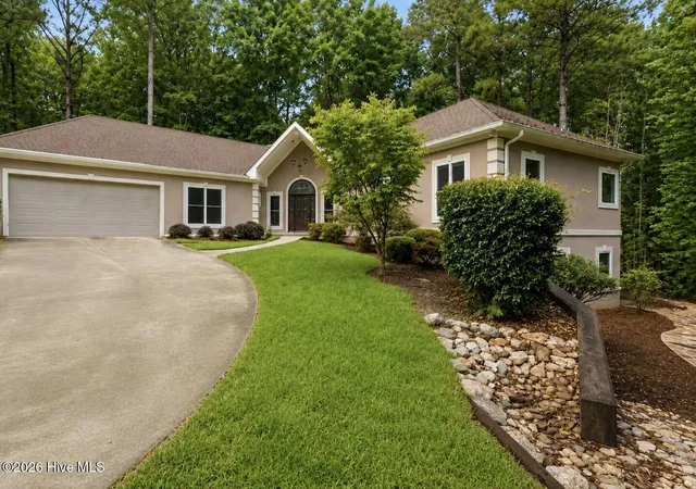 Photo 1 of Single family home for sale at 214 Holly Ln, Mc Cormick, SC 29835 | MLS# 100596734 | Listing updated on 2026-08-18